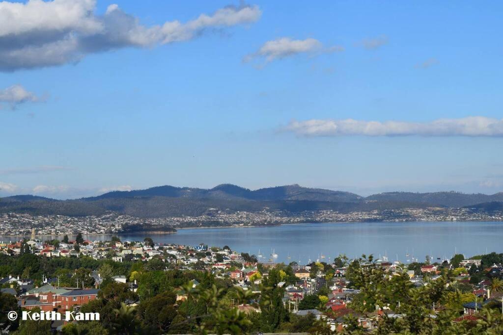 Lovely Brick Cottage With Amazing Water View Hobart Dış mekan fotoğraf